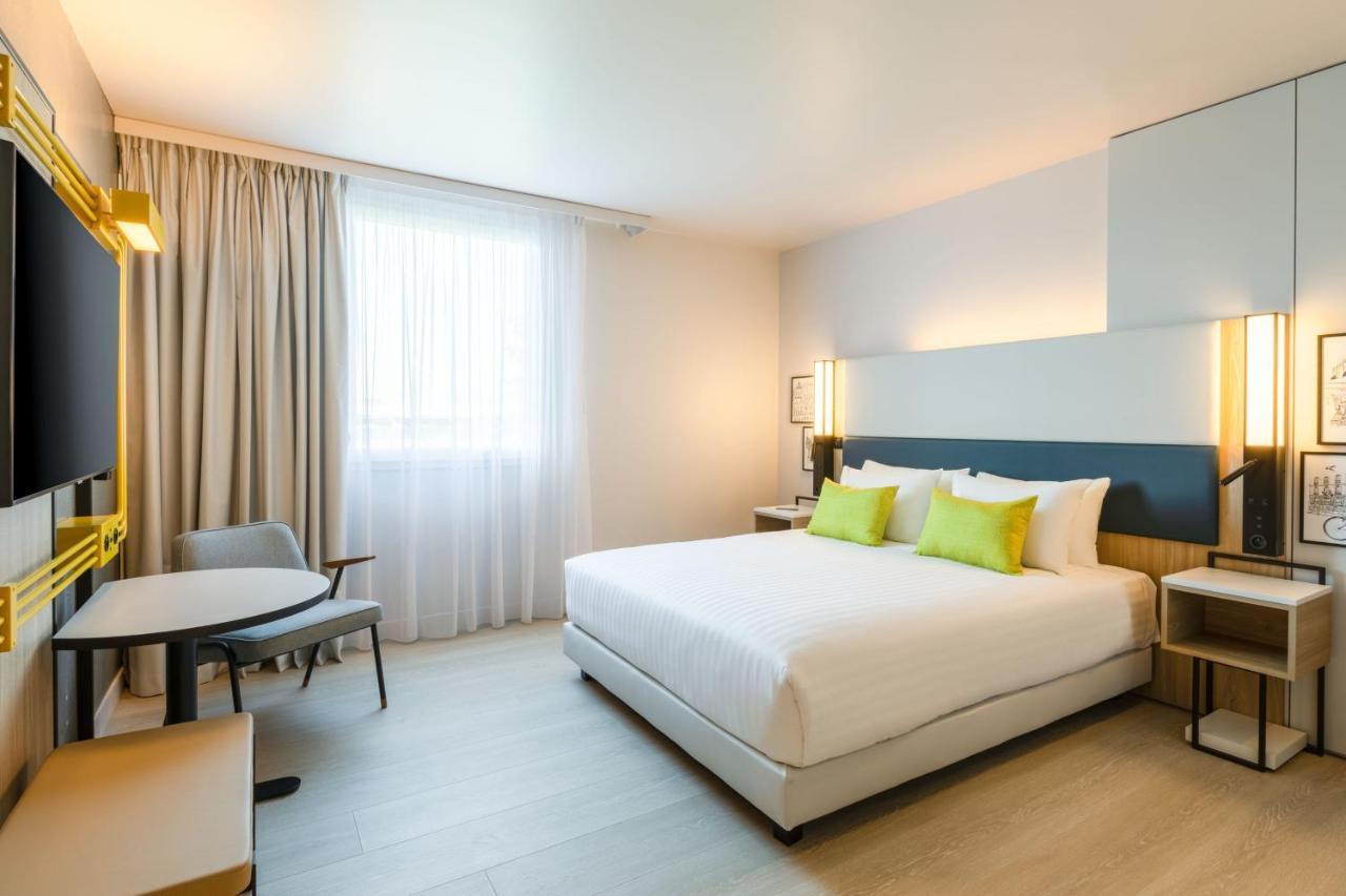 Courtyard By Marriott Paris 4*